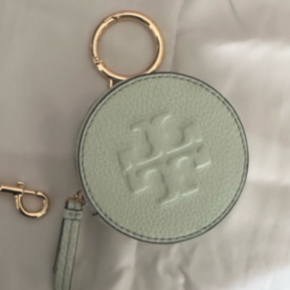 New Tory Burch pouch - Picture 2 of 5